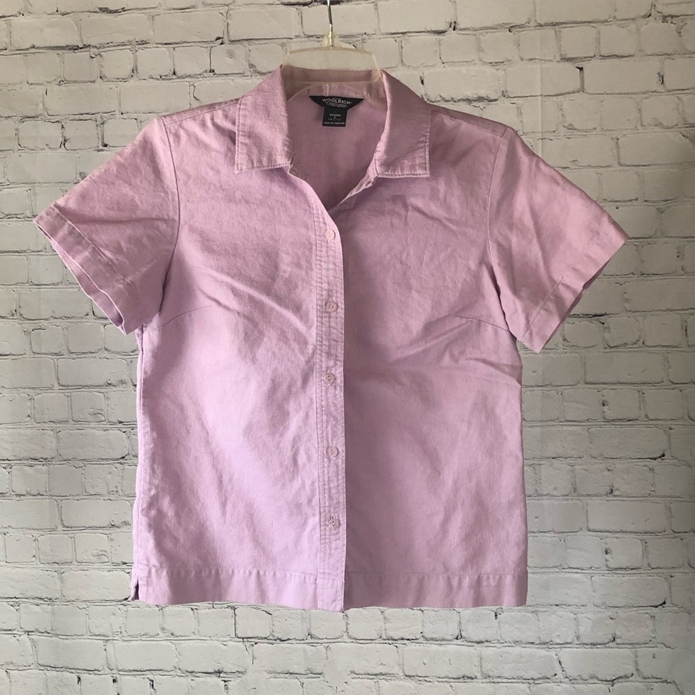 SHIRT - Women's Woolrich lilac button down short sleeve textured shirt. Size SP
